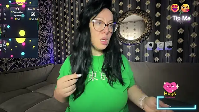 Snapshot of AnnaAnn chatting on October 2025 05:52:01 AM AnnaAnn online show from October 2025 05:52:01 AM