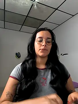 Annya-sweet online show from November 2025 01:46:02 PM