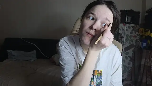 Nate   online show from November 2025 05:28:02 AM