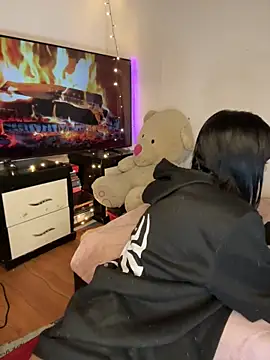 salome polaniiee online show from March 2025 06:13:02 AM