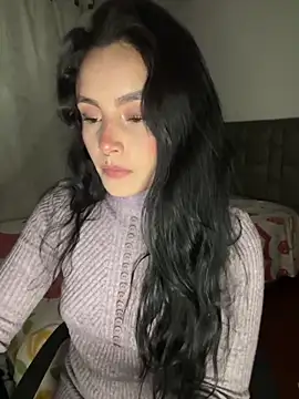 salome polaniiee online show from April 2026 07:17:02 AM