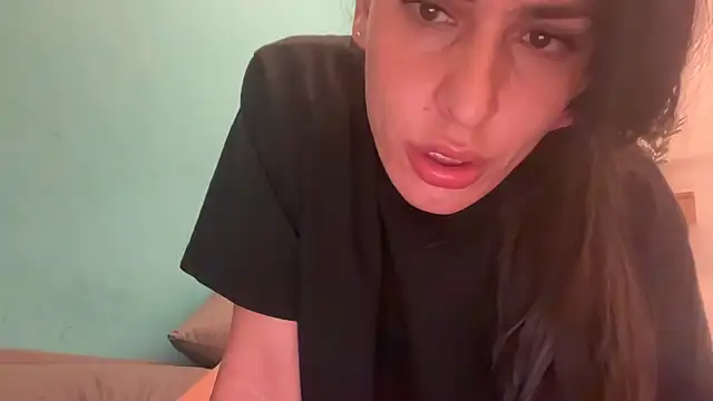 Snapshot of GGmoon81 chatting on September 2025 07:36:02 PM GGmoon81 online show from September 2025 07:36:02 PM