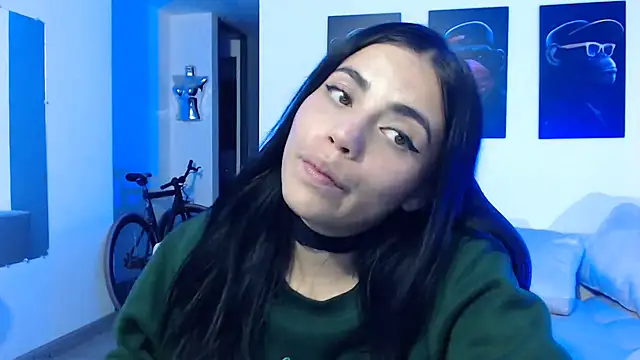 i am nina  online show from January 2025 12:55:02 AM