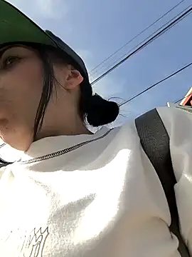 i am nina  online show from January 2025 01:17:01 PM