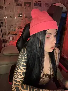 i am nina  online show from April 2026 10:54:02 PM