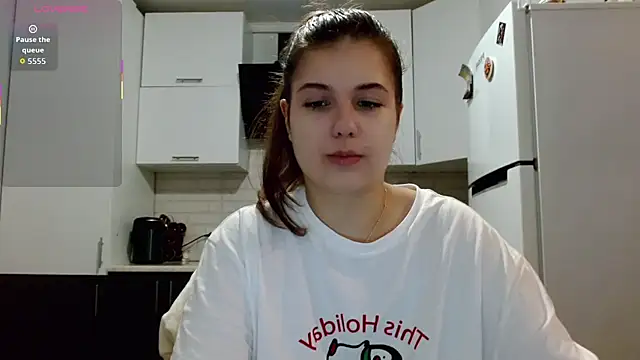 SayMeow  online show from December 2025 09:54:01 PM