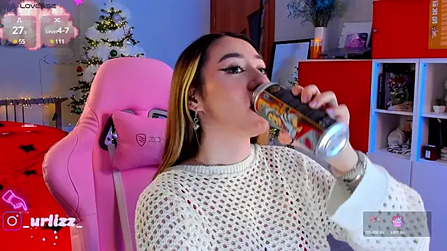 Snapshot of Fiona-Love chatting on January 2025 07:16:02 PM Fiona-Love online show from January 2025 07:16:02 PM