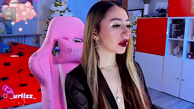 Snapshot of Fiona-Love chatting on January 2025 08:36:01 PM Fiona-Love online show from January 2025 08:36:01 PM