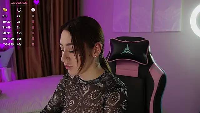 Snapshot of Fiona-Love chatting on March 2026 05:27:02 PM Fiona-Love online show from March 2026 05:27:02 PM