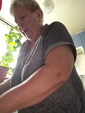 EffectFiona online show from September 2025 05:07:01 AM