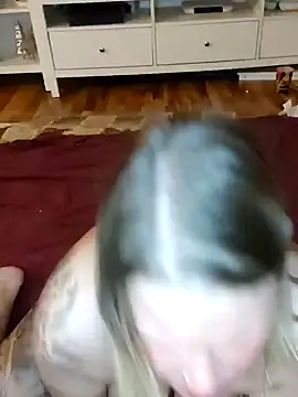 Snapshot of SexyDreamercouple89 chatting on December 2024 01:50:02 AM SexyDreamercouple89 online show from December 2024 01:50:02 AM