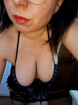 latuabirba online show from March 2026 10:41:01 AM