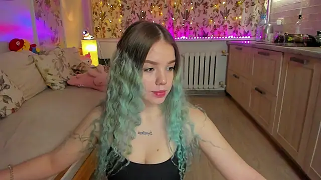 Snapshot of OceanSkyBaby chatting on February 2025 12:49:01 PM OceanSkyBaby online show from February 2025 12:49:01 PM