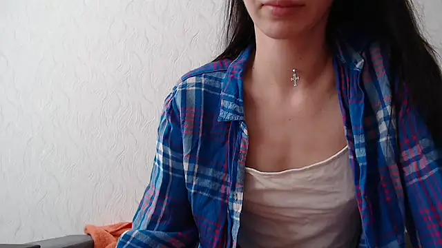 HoneyWiles online show from February 2025 12:39:01 PM