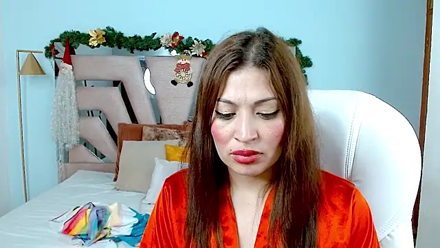 sophia hadid online show from December 2024 05:34:01 PM