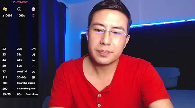 andrewmhilton  online show from March 2025 02:03:01 AM