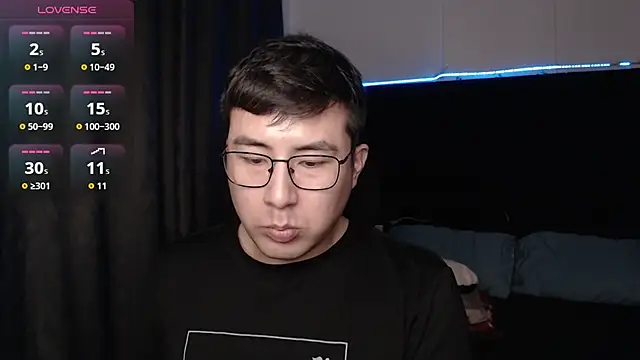 andrewmhilton  online show from February 2026 05:45:01 AM