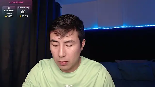 andrewmhilton  online show from March 2026 08:08:01 AM