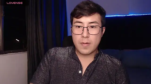 andrewmhilton  online show from March 2026 05:55:02 AM