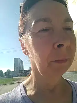 Snapshot of Celine_Faer1 chatting on June 2026 02:13:02 AM Celine Faer1 online show from June 2026 02:13:02 AM