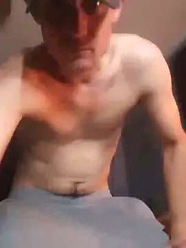 Snapshot of Midwestalpha chatting on December 2024 04:57:01 PM Midwestalpha online show from December 2024 04:57:01 PM