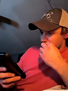 Snapshot of Midwestalpha chatting on January 2025 05:06:01 PM Midwestalpha online show from January 2025 05:06:01 PM