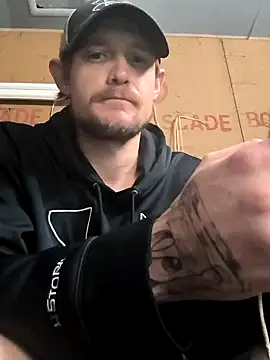 Snapshot of Midwestalpha chatting on February 2025 12:16:01 PM Midwestalpha online show from February 2025 12:16:01 PM