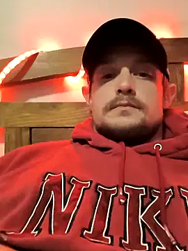 Snapshot of Midwestalpha chatting on February 2025 03:22:01 AM Midwestalpha online show from February 2025 03:22:01 AM