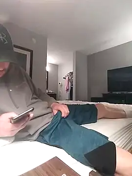 Snapshot of Midwestalpha chatting on March 2025 06:01:02 PM Midwestalpha online show from March 2025 06:01:02 PM