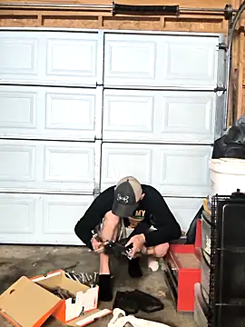 Snapshot of Midwestalpha chatting on November 2025 06:52:01 AM Midwestalpha online show from November 2025 06:52:01 AM