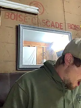 Snapshot of Midwestalpha chatting on January 2026 07:58:02 AM Midwestalpha online show from January 2026 07:58:02 AM