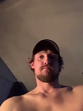 Snapshot of Midwestalpha chatting on February 2026 07:23:01 AM Midwestalpha online show from February 2026 07:23:01 AM