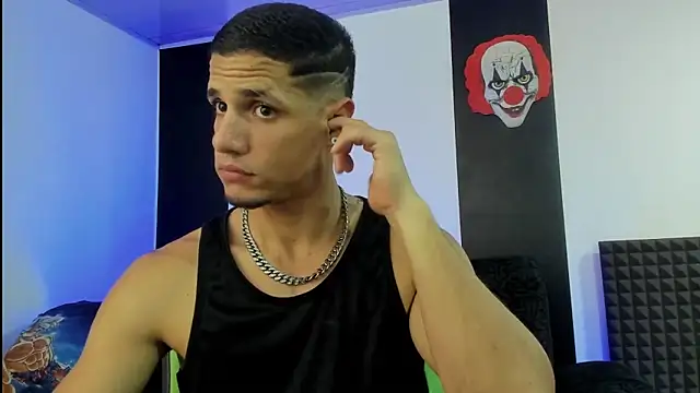 jhonnysnow17 online show from January 2025 08:11:01 PM