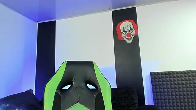 jhonnysnow17 online show from February 2025 05:40:01 AM