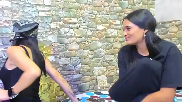 chicamir22 online show from January 2025 11:50:01 PM