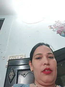 Snapshot of Poojabhabi101 chatting on July 2026 05:59:02 AM Poojabhabi101 online show from July 2026 05:59:02 AM