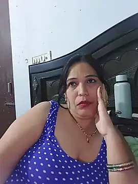 Snapshot of Poojabhabi101 chatting on July 2026 05:51:02 PM Poojabhabi101 online show from July 2026 05:51:02 PM