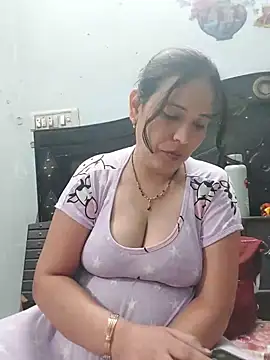 Snapshot of Poojabhabi101 chatting on July 2026 05:07:02 PM Poojabhabi101 online show from July 2026 05:07:02 PM