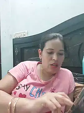 Snapshot of Poojabhabi101 chatting on August 2026 08:24:02 AM Poojabhabi101 online show from August 2026 08:24:02 AM