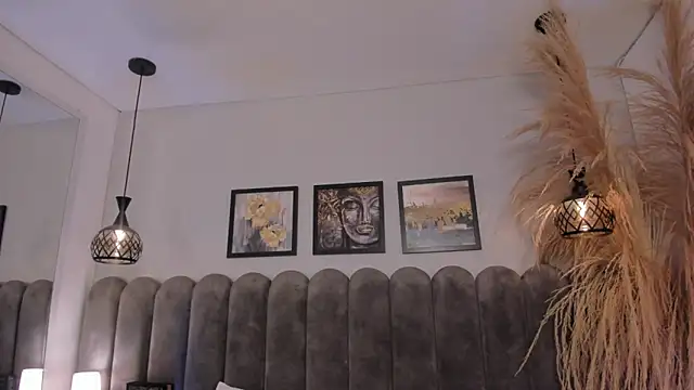 cute  cherry  online show from April 2026 08:20:01 PM