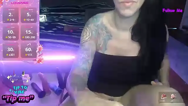 VenusX online show from March 2025 05:43:02 AM