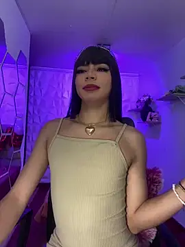 hurrencam online show from February 2025 01:05:01 PM