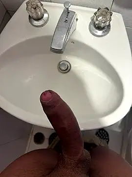 hurrencam online show from January 2026 07:46:02 AM