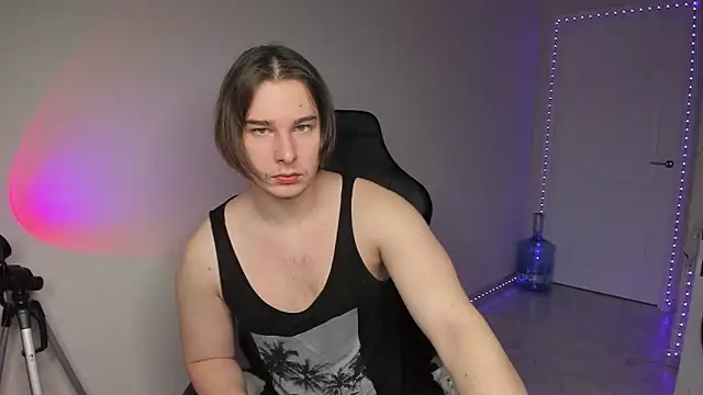 Vincent Strong online show from December 2024 07:18:02 AM