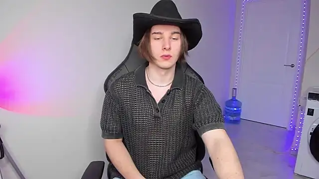 Vincent Strong online show from January 2025 07:20:02 AM