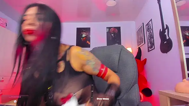 Snapshot of Kadarah chatting on October 2025 02:40:01 PM Kadarah online show from October 2025 02:40:01 PM