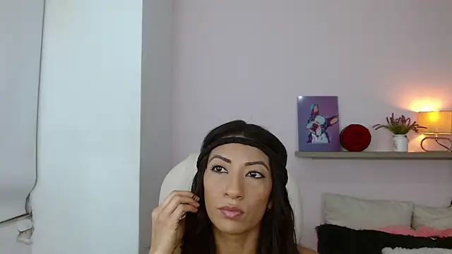 sofia perez    online show from March 2025 08:08:01 PM