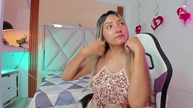 Happy tits online show from February 2025 06:56:01 PM