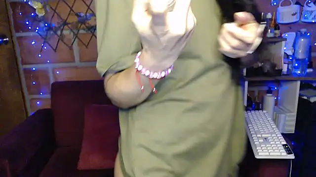 Nathacha online show from September 2025 10:57:02 PM