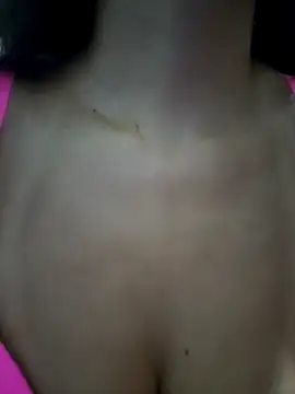 Snapshot of luz_94 chatting on March 2025 10:34:02 PM luz 94 online show from March 2025 10:34:02 PM